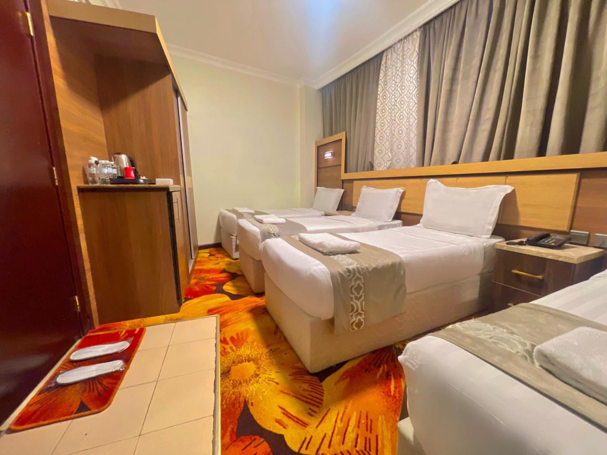 فندق Al Mokhtara Diamond 3*
